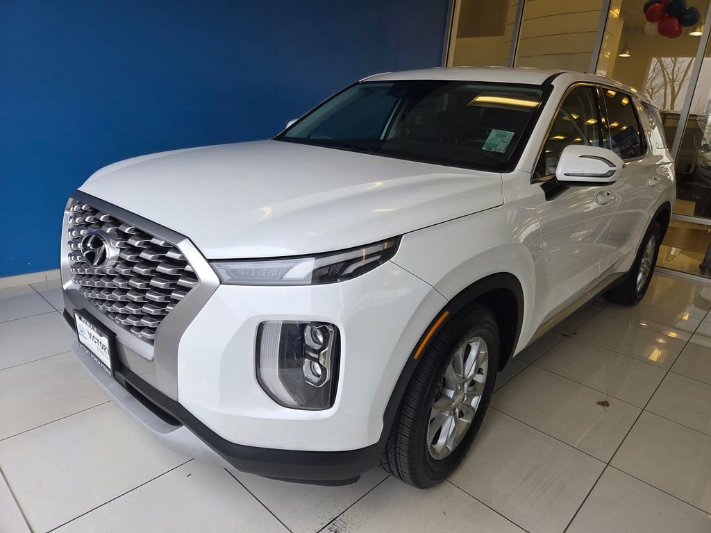 Used 2022 Hyundai Palisade SE image 1