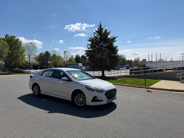Used 2018 Hyundai Sonata SE FWD image 3