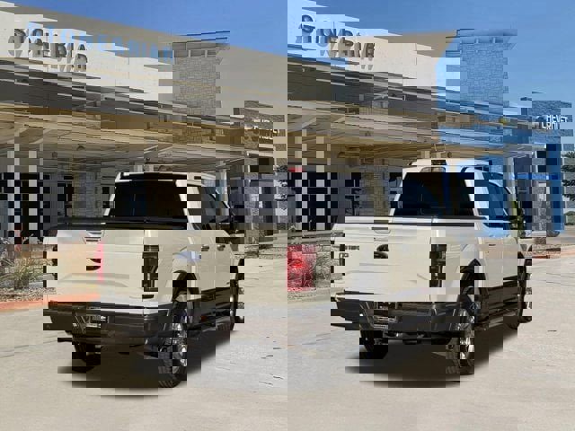 Used 2015 Ford F150 Lariat image 5