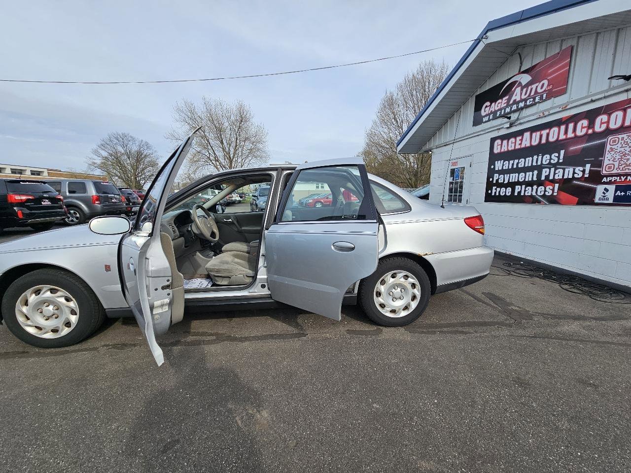 Used 2001 Saturn L-Series L200 image 23