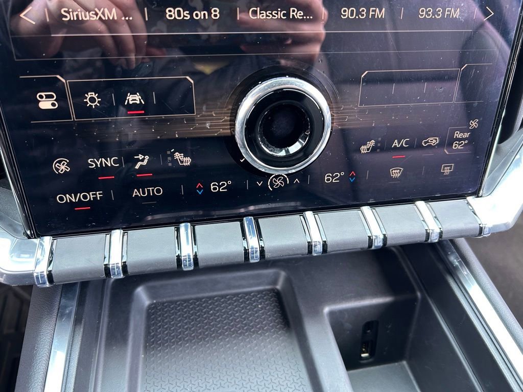 Used 2024 GMC Acadia Elevation image 27