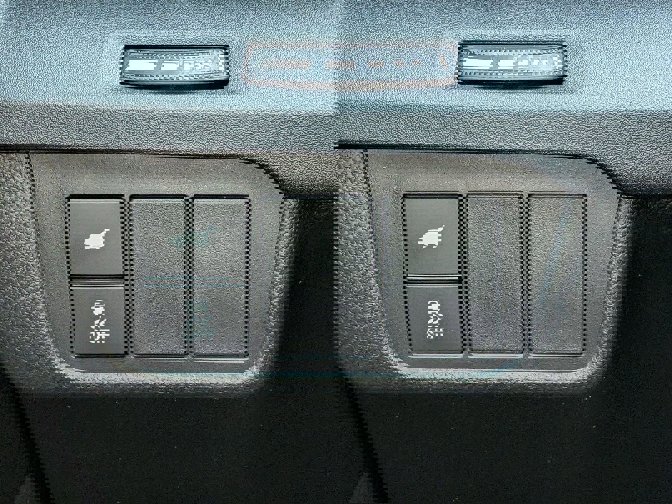 Used 2025 Honda CR-V Sport-L image 17