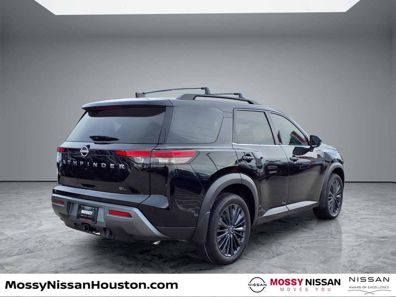New 2026 Nissan Pathfinder SL w/ SL Premium Package FWD image 7