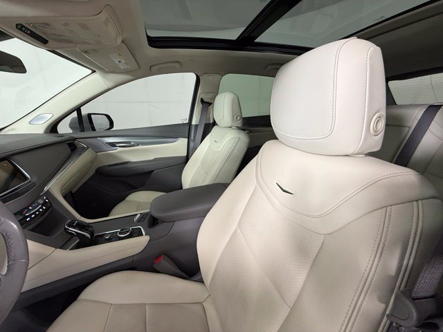 Certified 2024 Cadillac XT5 Premium Luxury FWD image 17