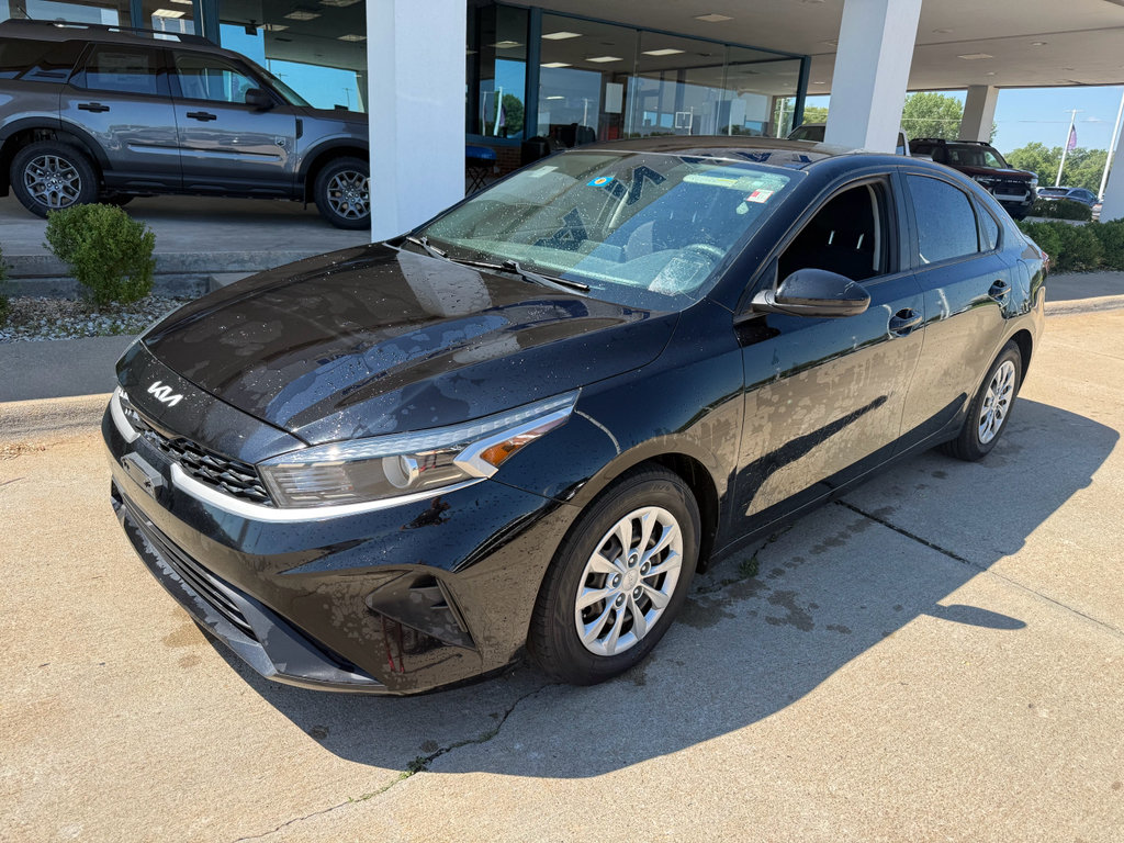 Used 2022 Kia Forte Sedan FWD image 5