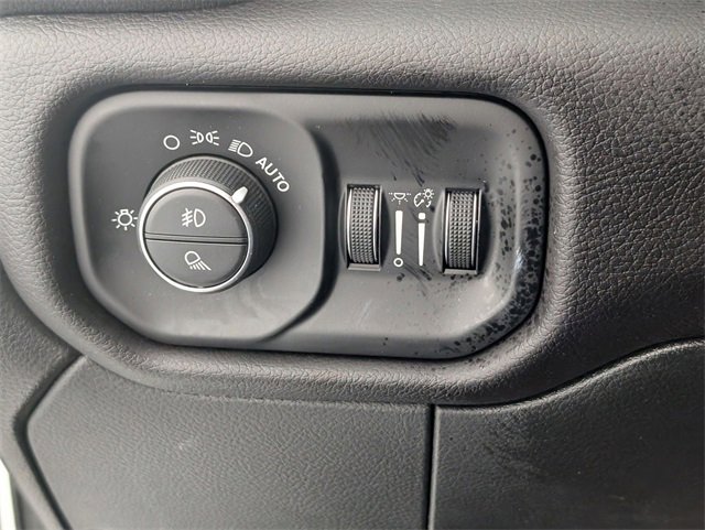 Used 2023 RAM 3500 Laramie image 15