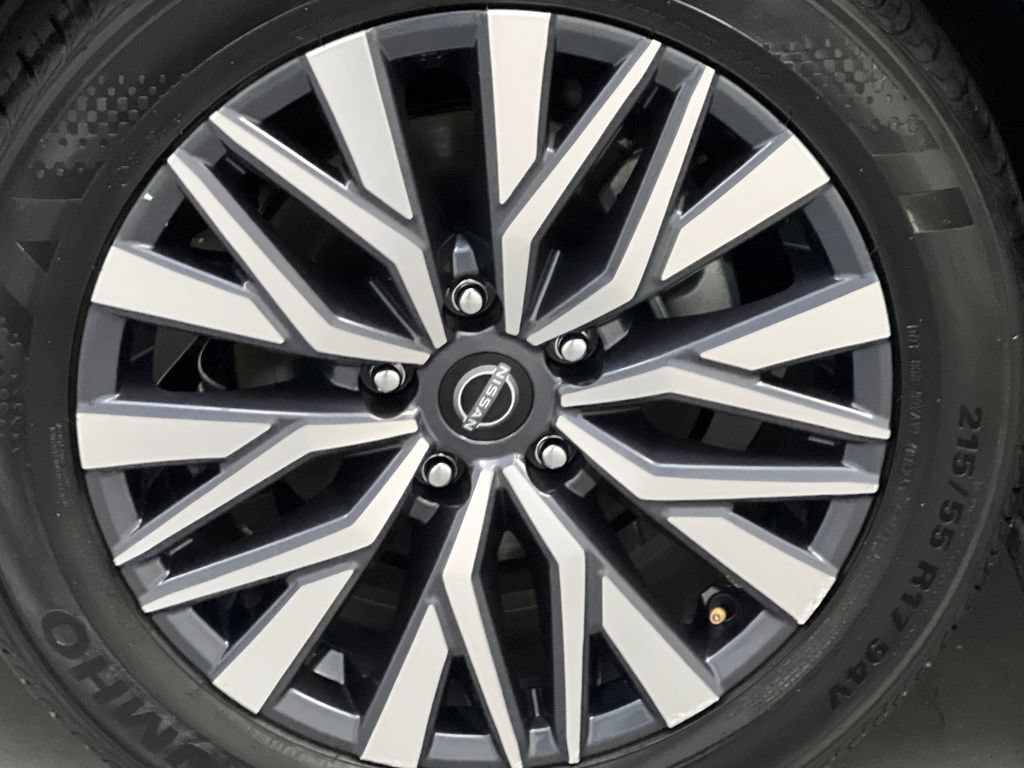 Used 2025 Nissan Altima 2.5 SV FWD image 61