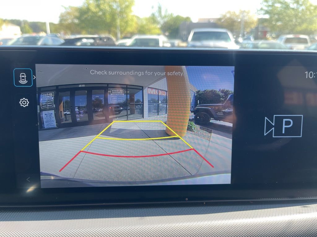 Used 2025 Hyundai Sonata SEL FWD image 13