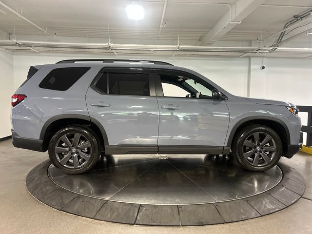 Used 2026 Honda Pilot Sport image 18