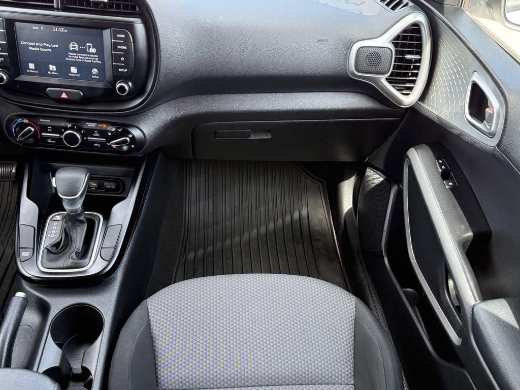 Used 2020 Kia Soul LX FWD image 14