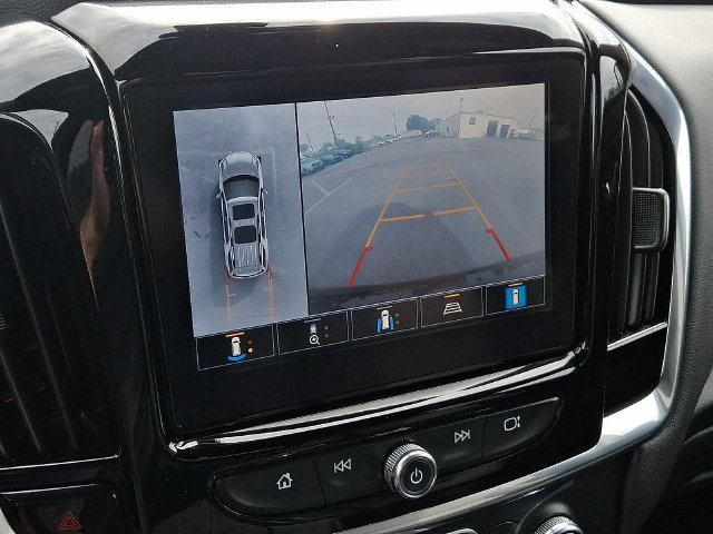 Used 2023 Chevrolet Traverse RS AWD/4WD image 17