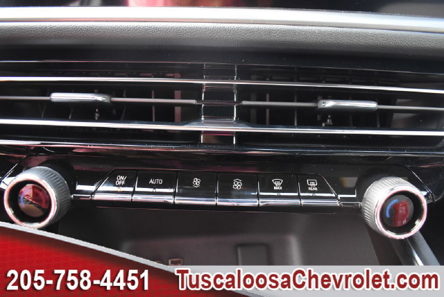 New 2027 Chevrolet Traverse LT w/ Driver Confidence Package FWD image 32