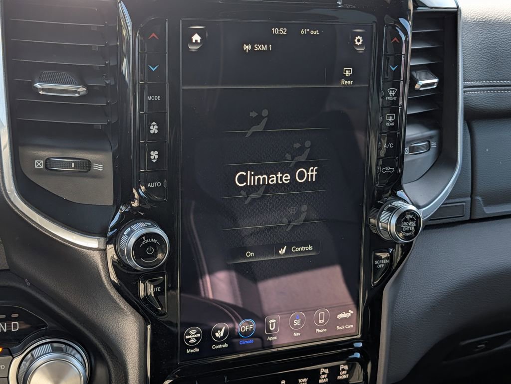 Used 2020 RAM 2500 Laramie w/ Night Edition image 40