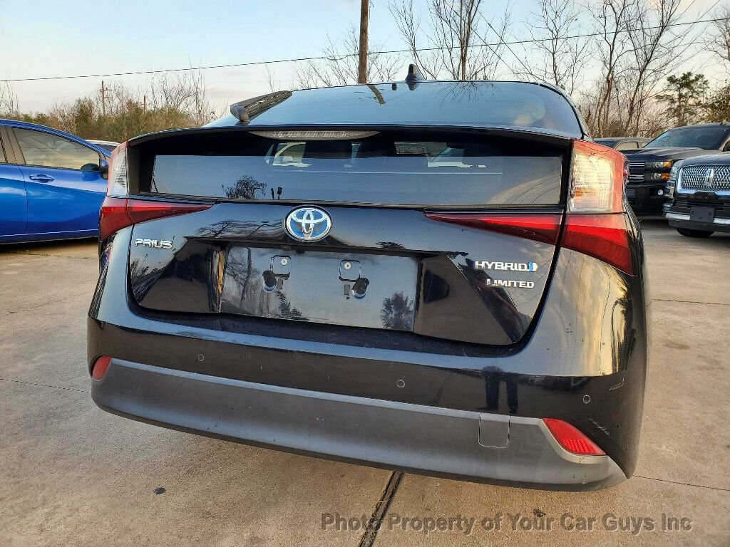 Used 2019 Toyota Prius Limited w/ Premium Convenience Package FWD image 13