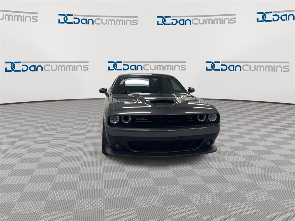 Used 2022 Dodge Challenger R/T Scat Pack w/ Dynamics Package image 3