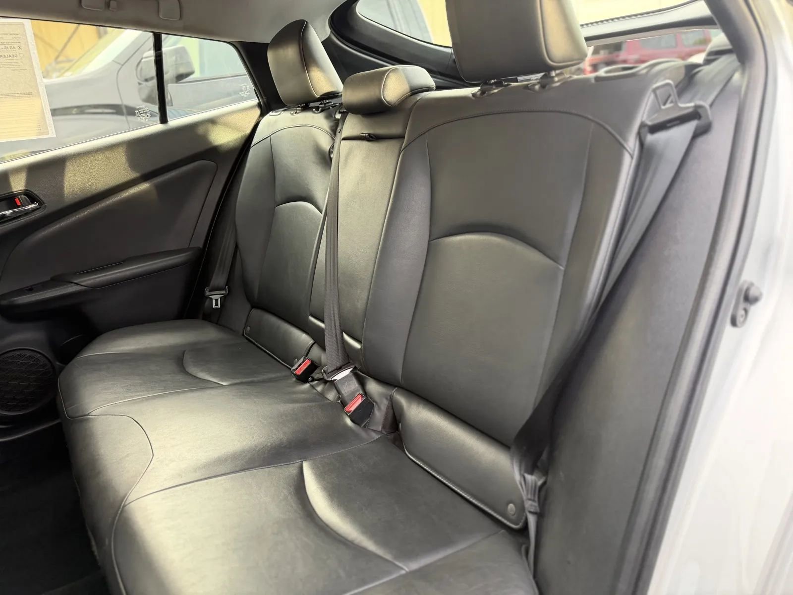 Used 2020 Toyota Prius XLE w/ Preferred Accessory Package image 15