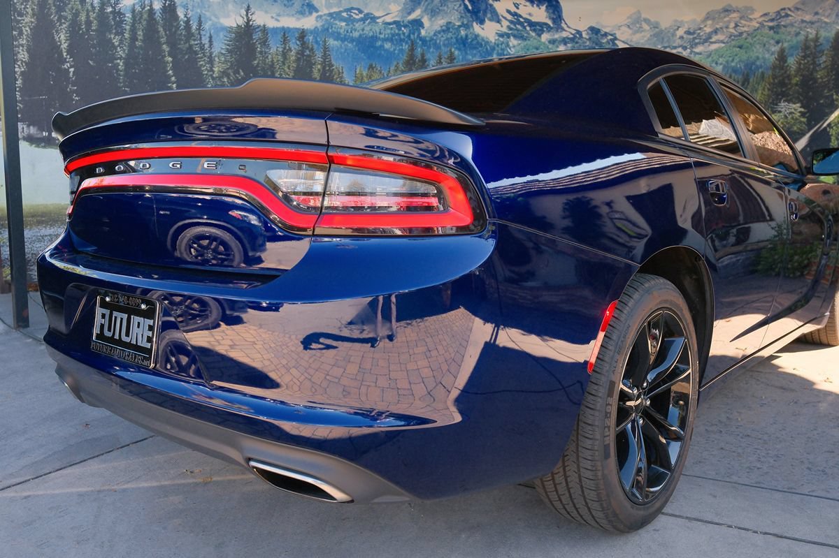 Used 2016 Dodge Charger SE w/ Blacktop Package RWD image 30