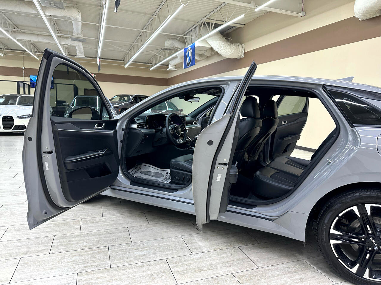 Used 2023 Kia K5 GT-Line w/ GT-Line Premium Package image 13