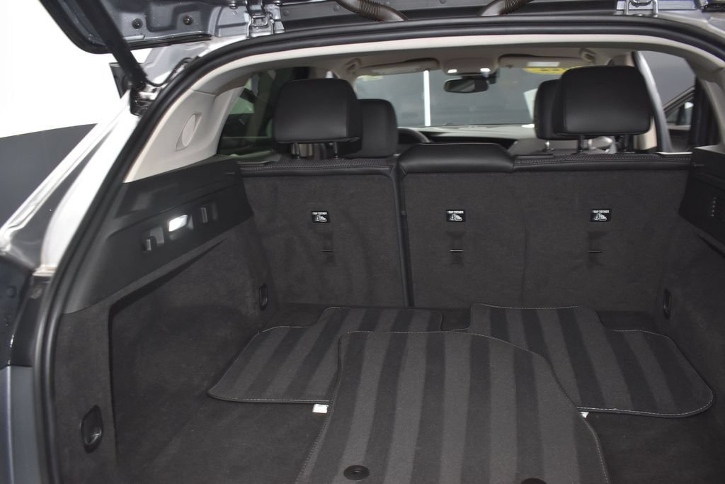 Used 2022 Buick Envision Preferred AWD/4WD image 28