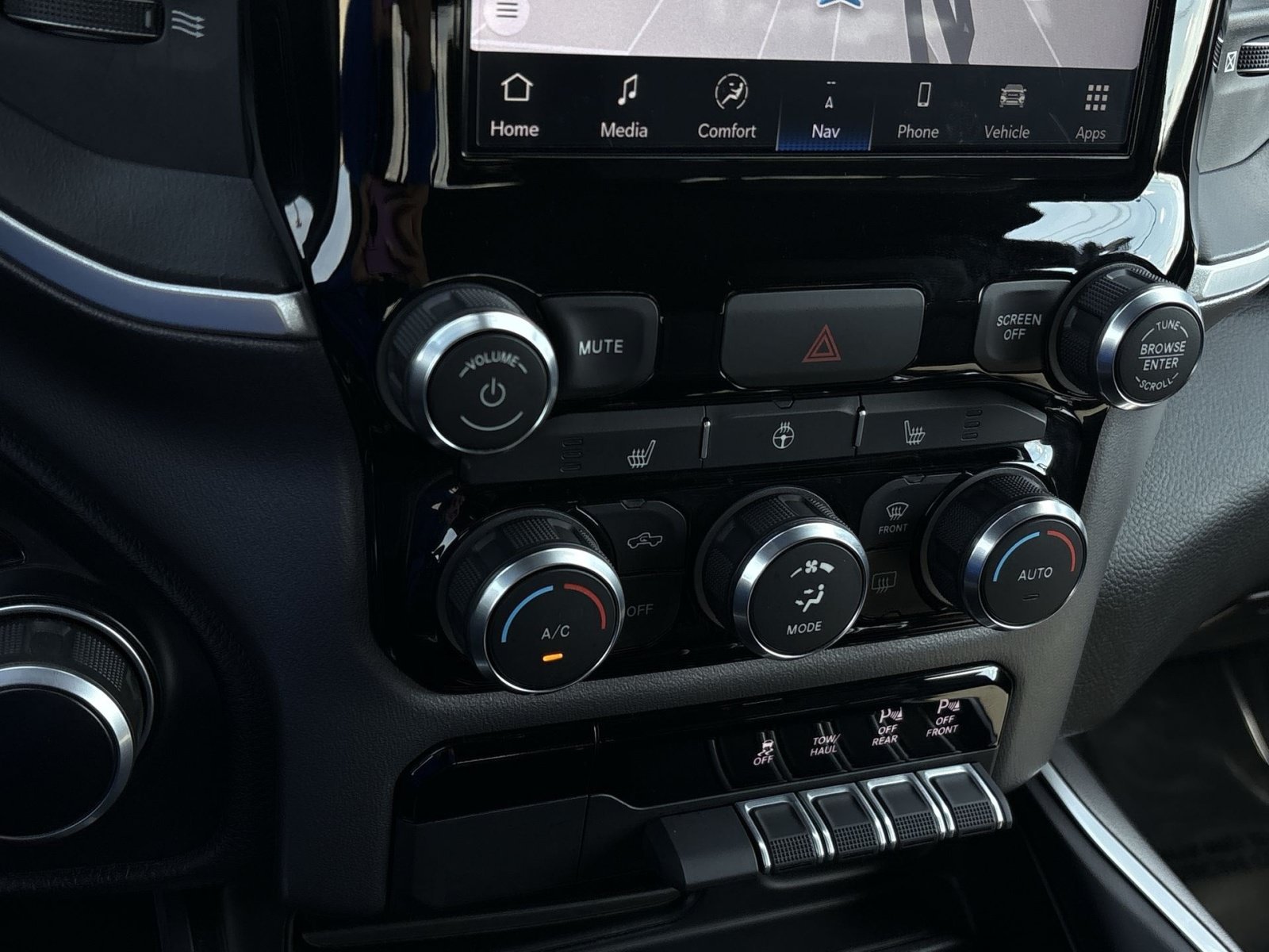 Used 2022 RAM 1500 Big Horn AWD/4WD image 21
