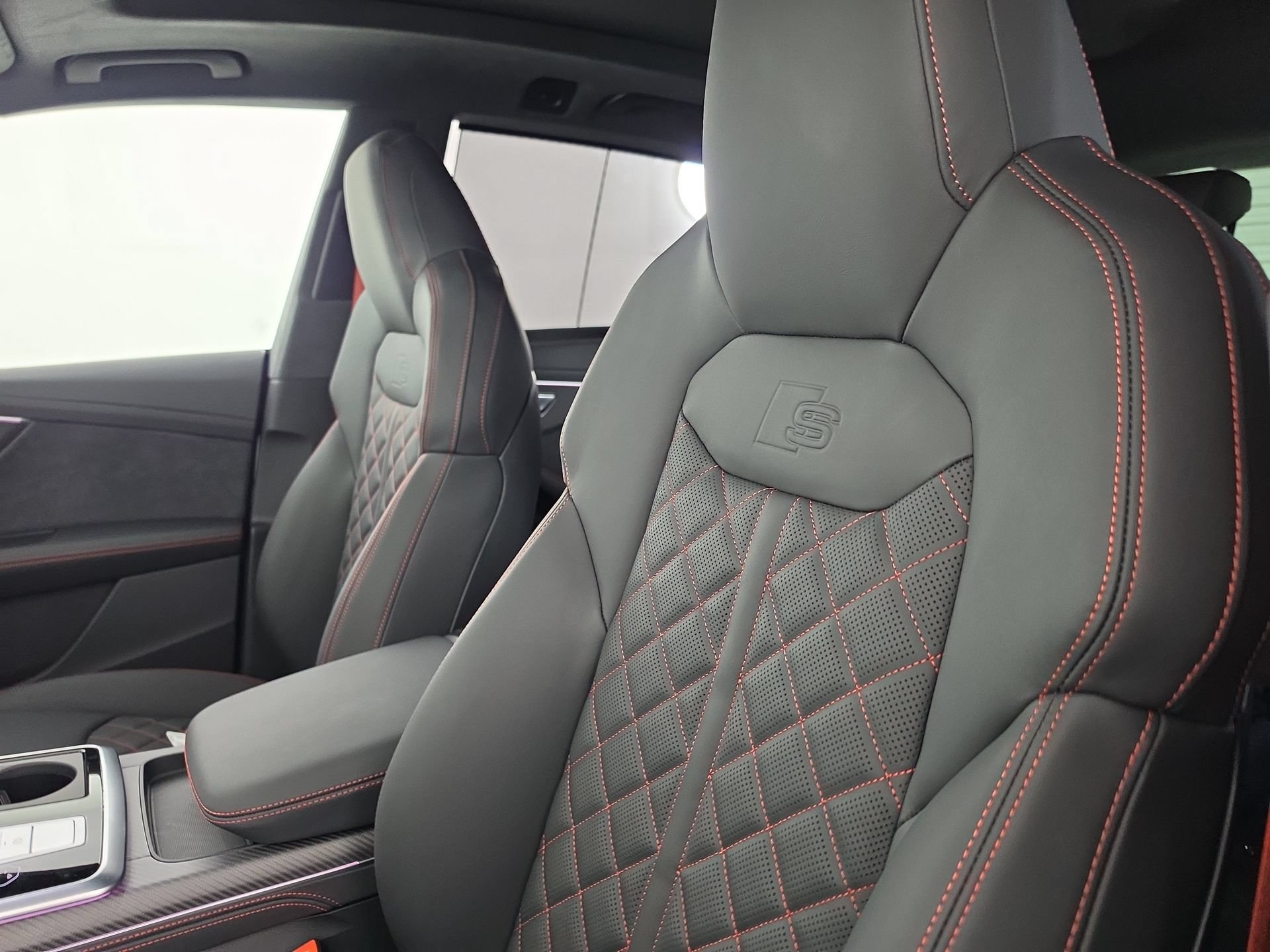 New 2026 Audi SQ8 Prestige AWD/4WD image 16