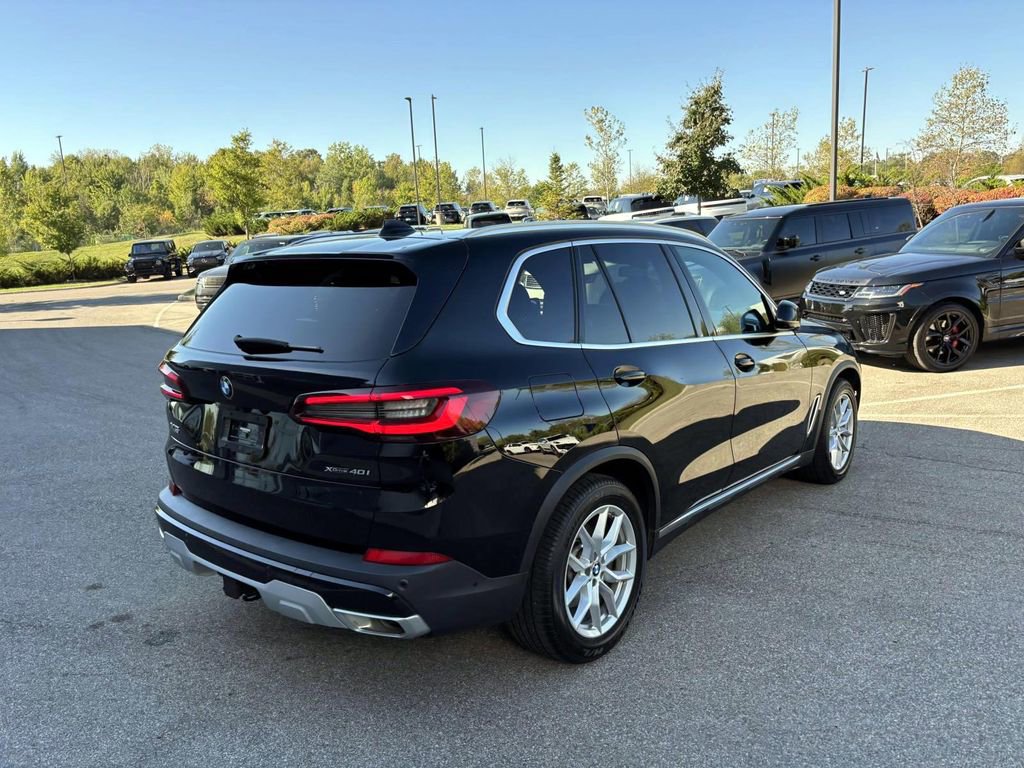 Used 2023 BMW X5 xDrive40i w/ Premium Package image 7