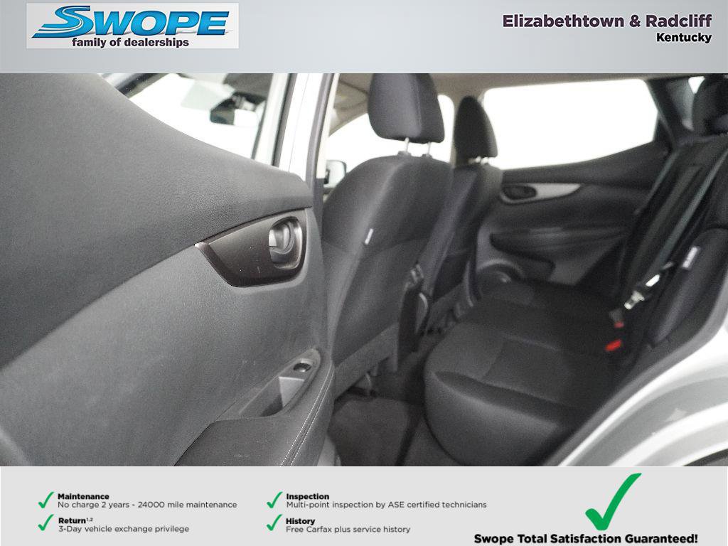 Certified 2022 Nissan Rogue Sport S image 21