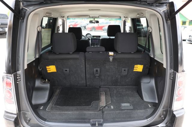 Used 2004 Scion xB FWD image 26