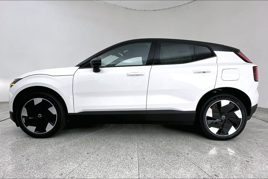 New 2026 Volvo EX30 Ultra w/ Protection Package AWD/4WD image 8