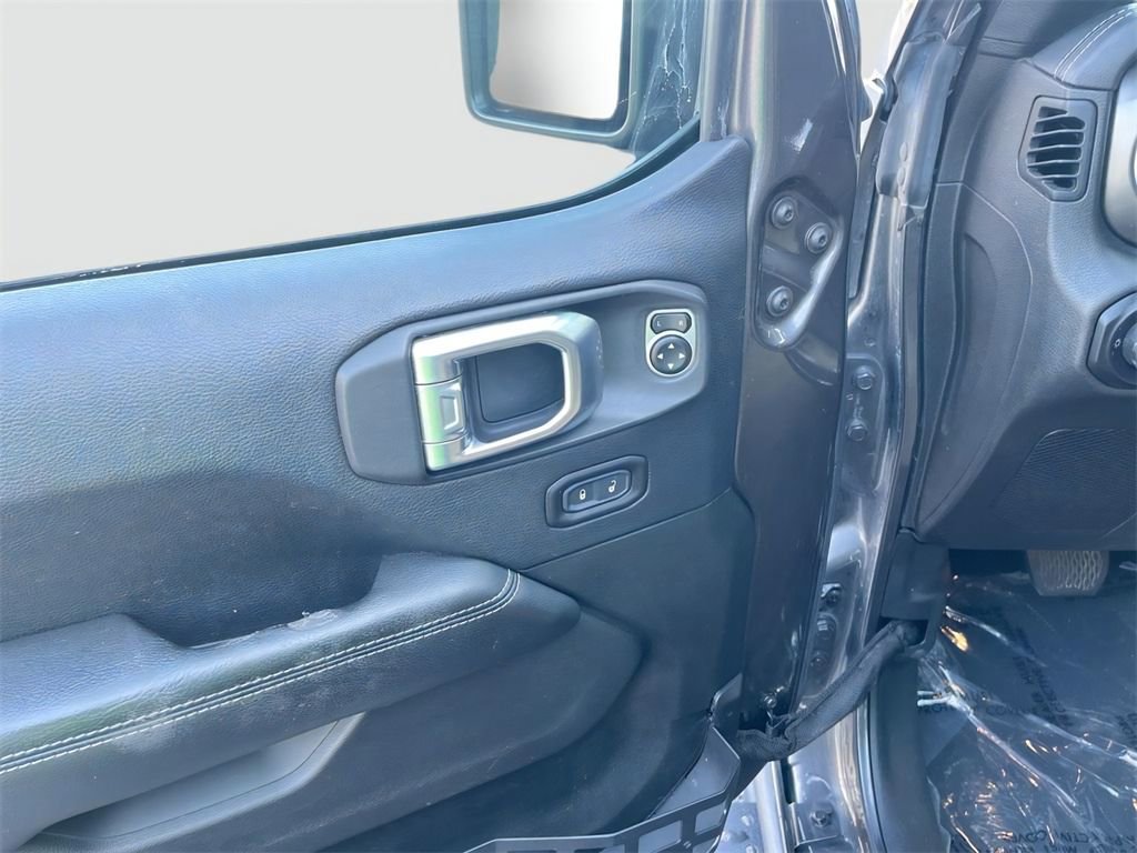 Used 2018 Jeep Wrangler Unlimited Rubicon AWD/4WD image 18