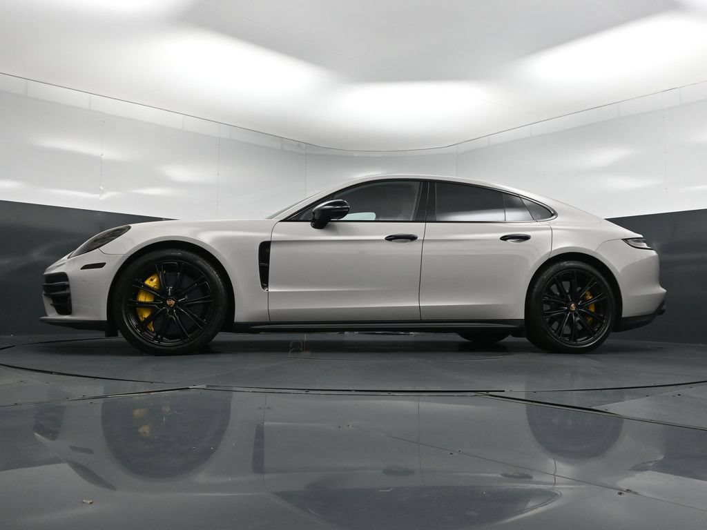 Certified 2022 Porsche Panamera Turbo S w/ Assistance Package AWD/4WD image 27