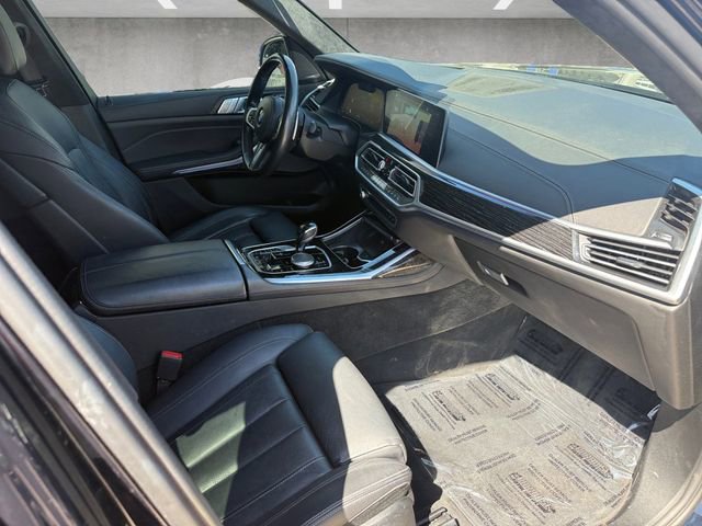 Used 2021 BMW X7 xDrive40i w/ M Sport Package image 24
