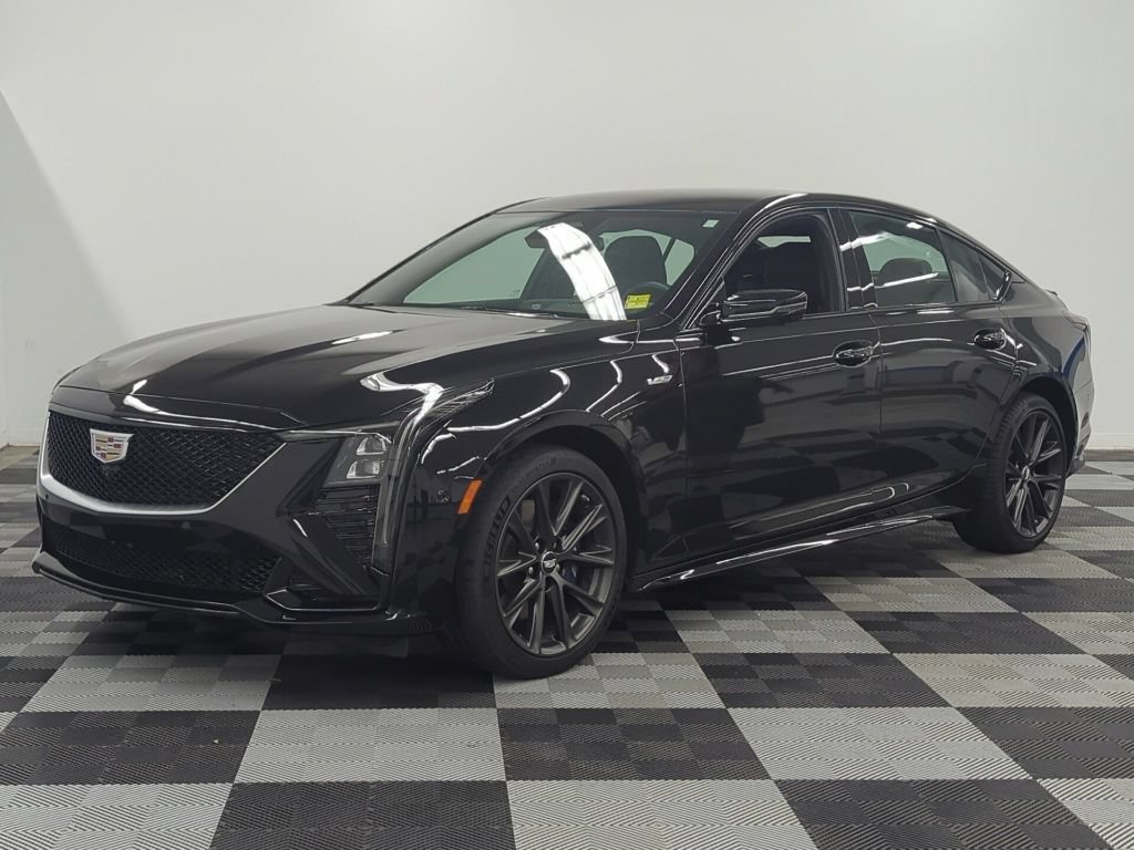 Used 2025 Cadillac CT5 V AWD/4WD image 3