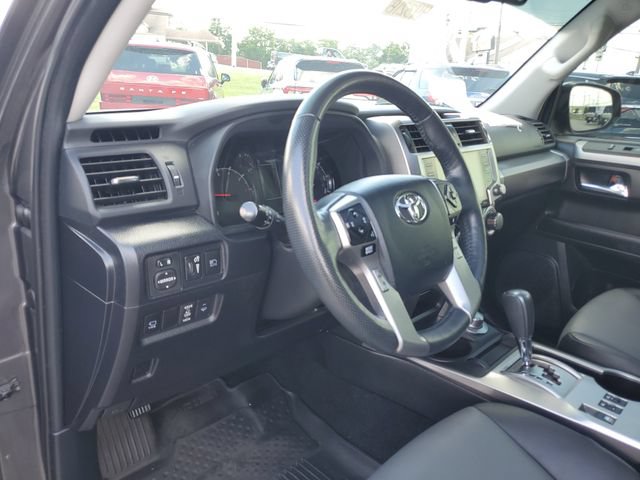 Used 2023 Toyota 4Runner SR5 Premium w/ Moonroof Package AWD/4WD image 20
