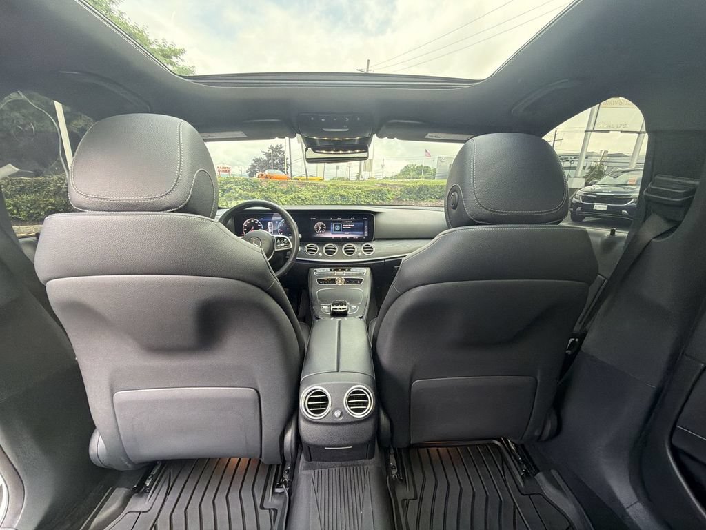 Used 2019 Mercedes-Benz E 300 4MATIC image 20