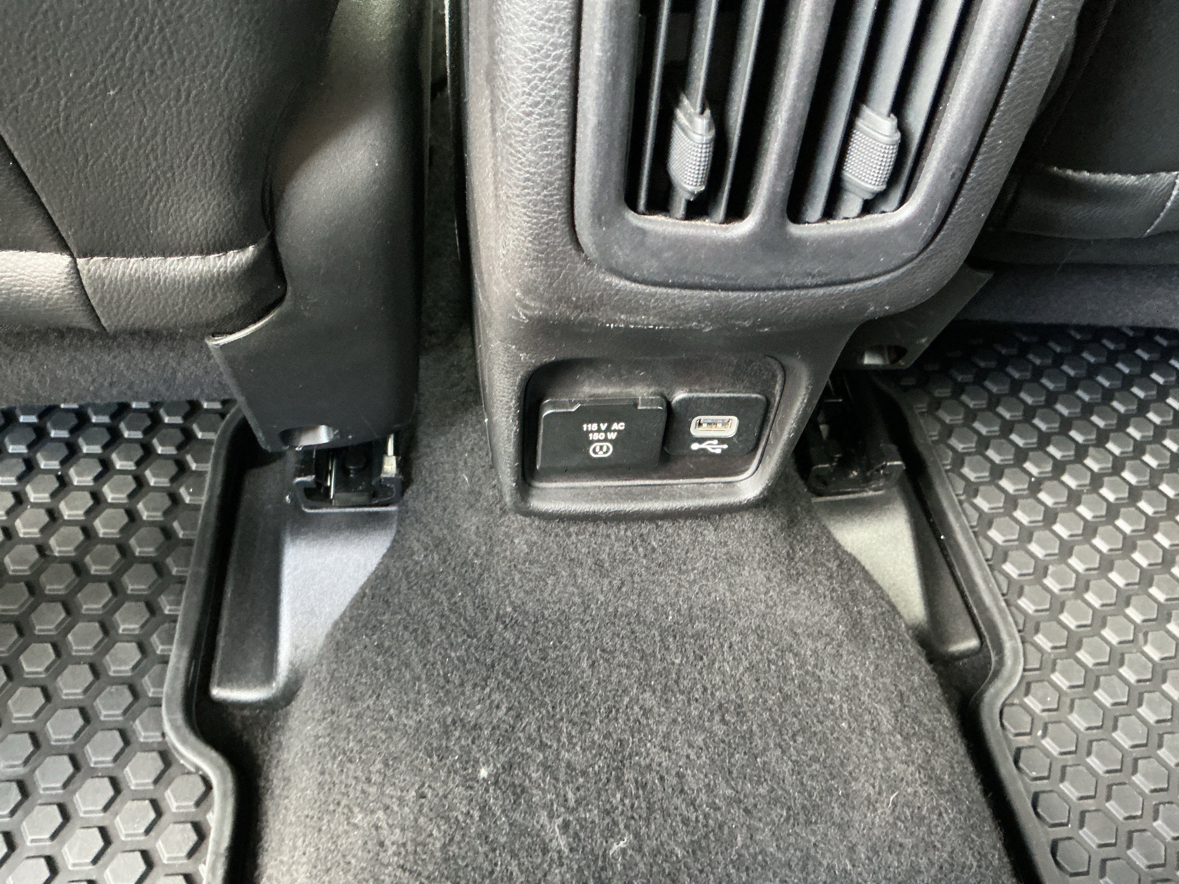 Used 2018 Jeep Compass Trailhawk w/ Cold Weather Group image 24