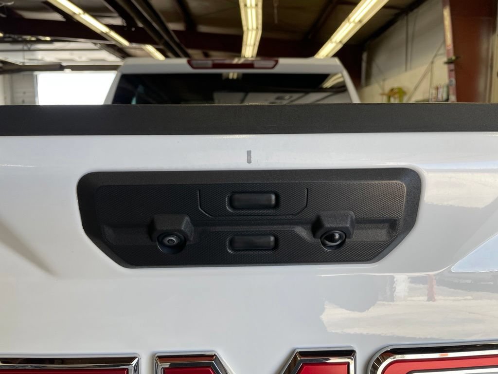 Used 2024 GMC Sierra 1500 SLT w/ SLT Convenience Package AWD/4WD image 30