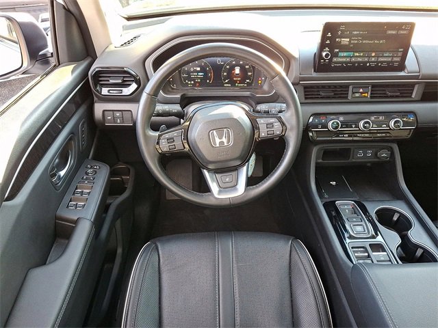 Used 2023 Honda Pilot Elite image 13