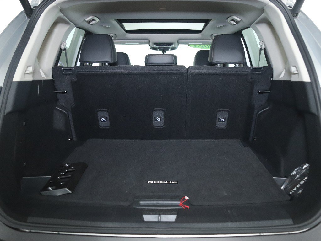 Certified 2023 Nissan Rogue SV w/ SV Premium B Package AWD/4WD image 35