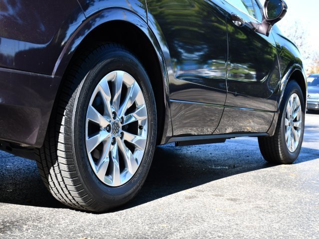 Used 2017 Buick Envision Essence image 9