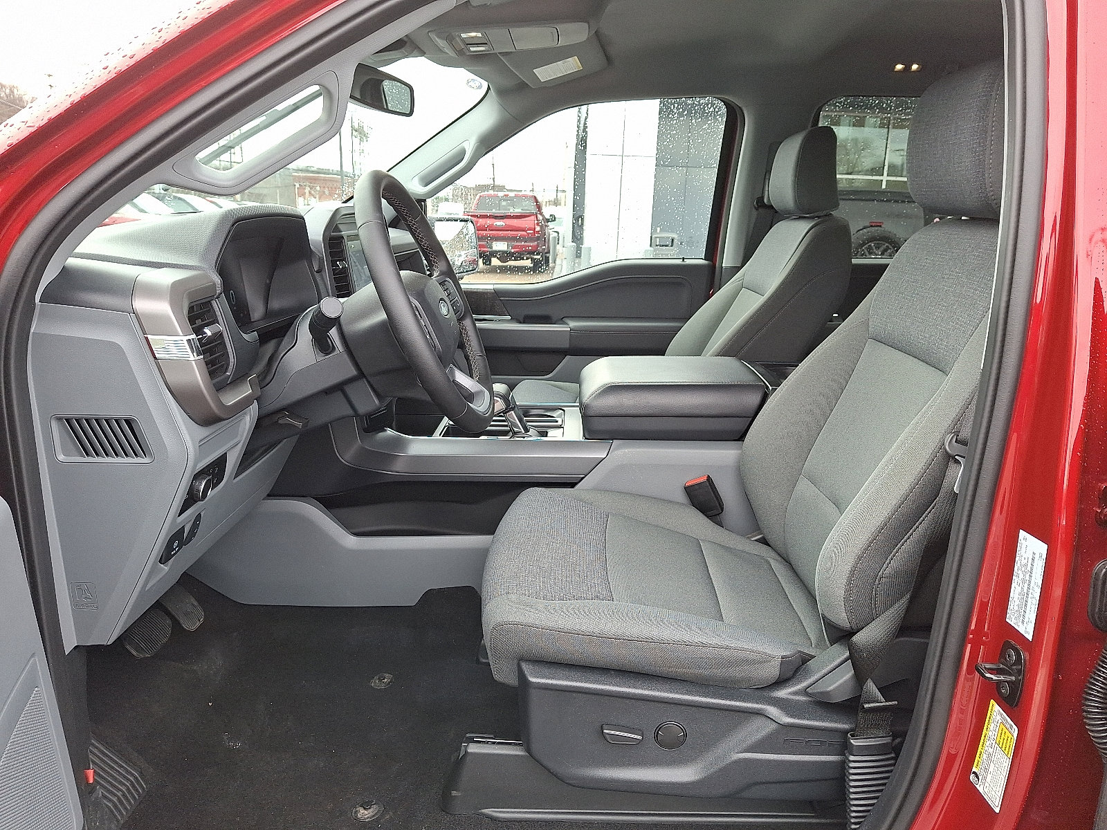 Used 2025 Ford F150 Lightning XLT image 13