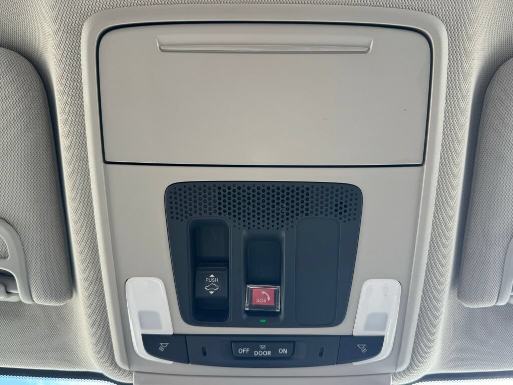 Used 2023 Honda Accord EX-L image 32