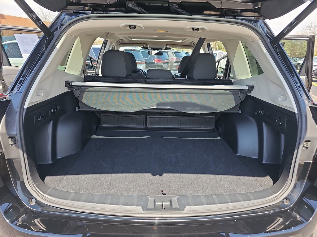 Used 2022 Subaru Forester Premium AWD/4WD image 12