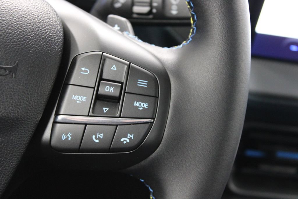 New 2026 Ford Maverick Lobo image 34