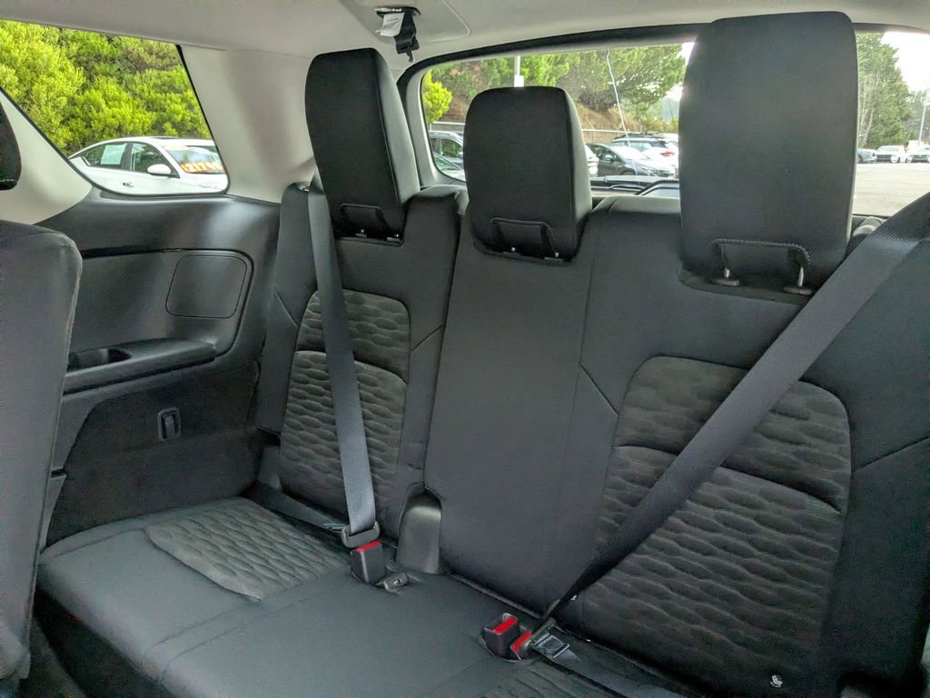 New 2025 Nissan Pathfinder SV image 26