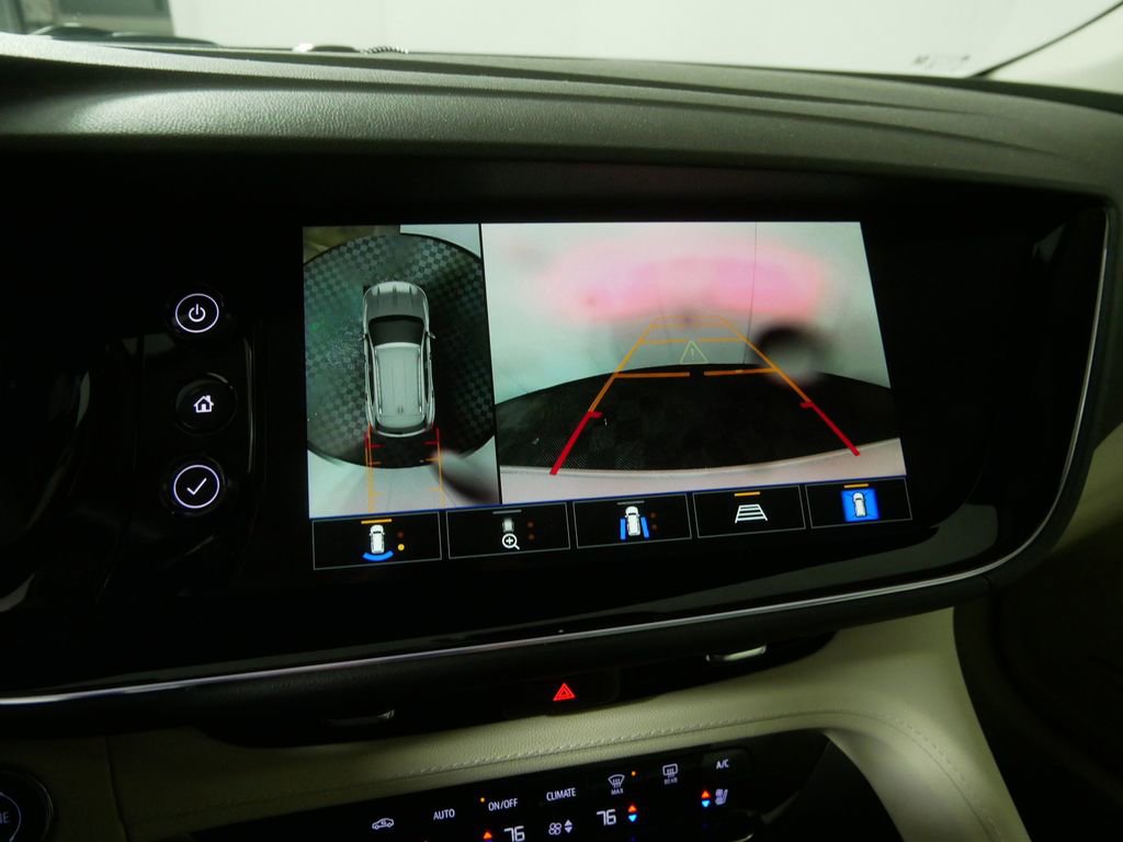 Used 2023 Buick Envision Avenir image 34