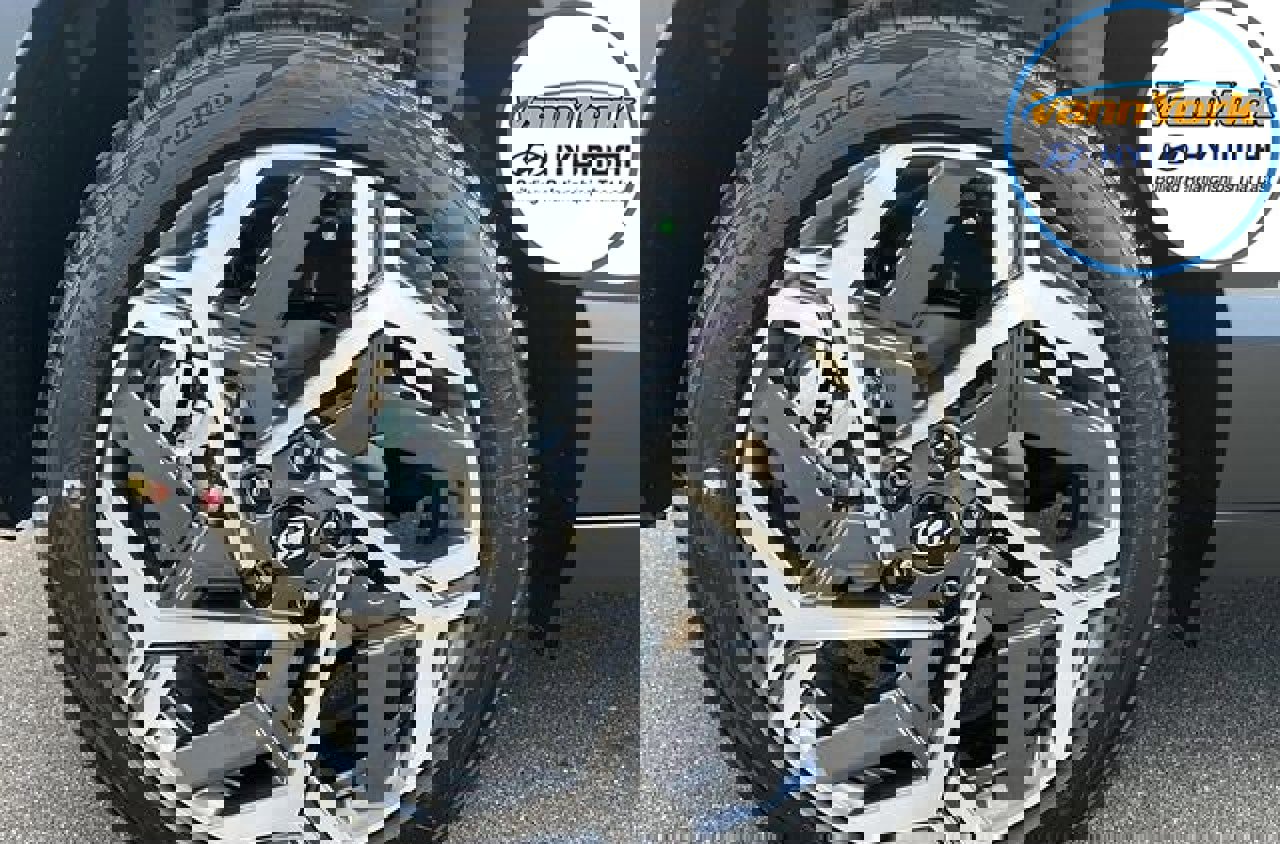 New 2026 Hyundai Kona SEL Premium image 9