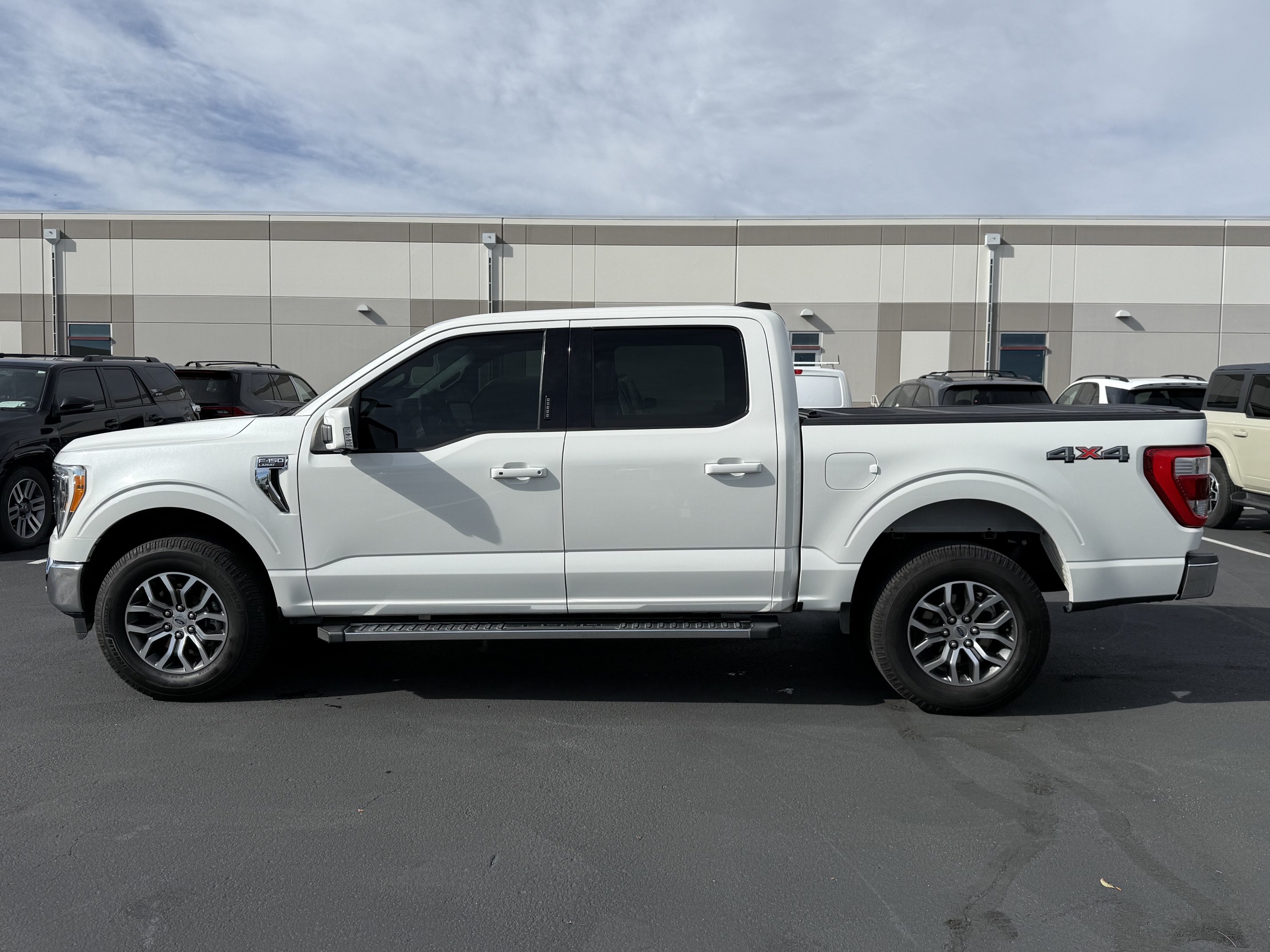 Used 2021 Ford F150 Lariat w/ Equipment Group 501A Mid AWD/4WD image 4