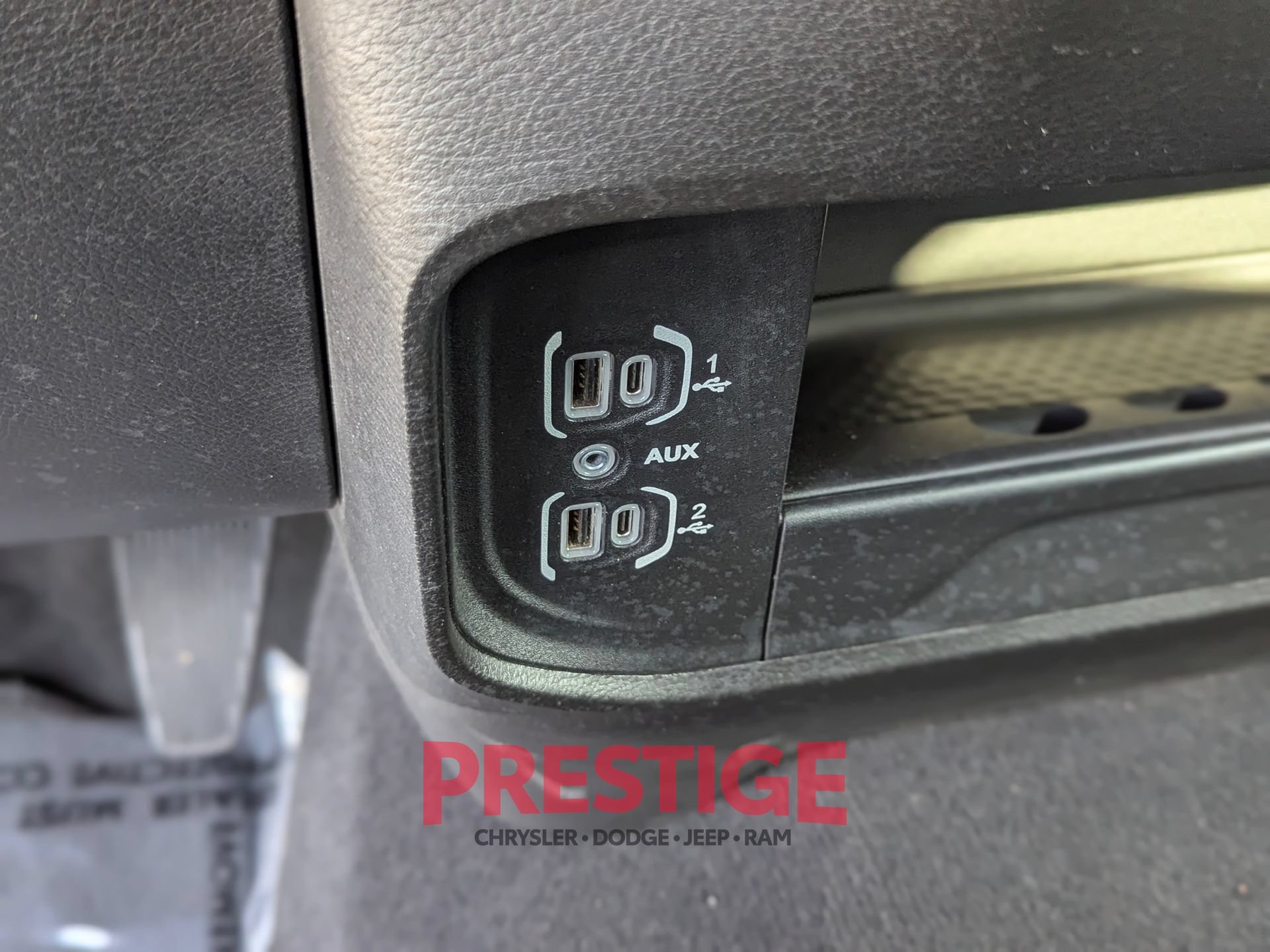 Used 2024 RAM 2500 Big Horn AWD/4WD image 30