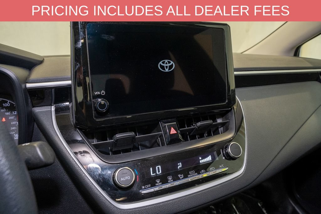 Used 2024 Toyota Corolla LE FWD image 12
